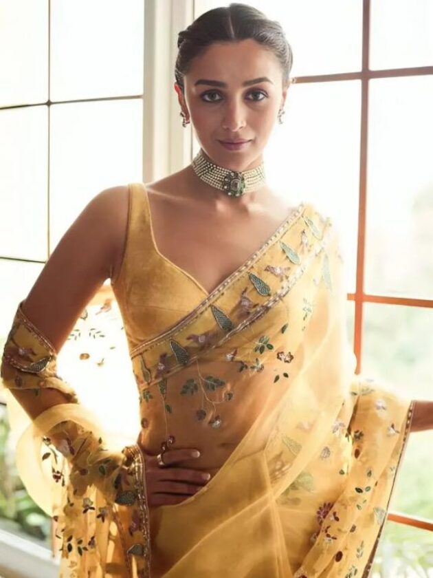 Alia Bhatt in Yellow saree