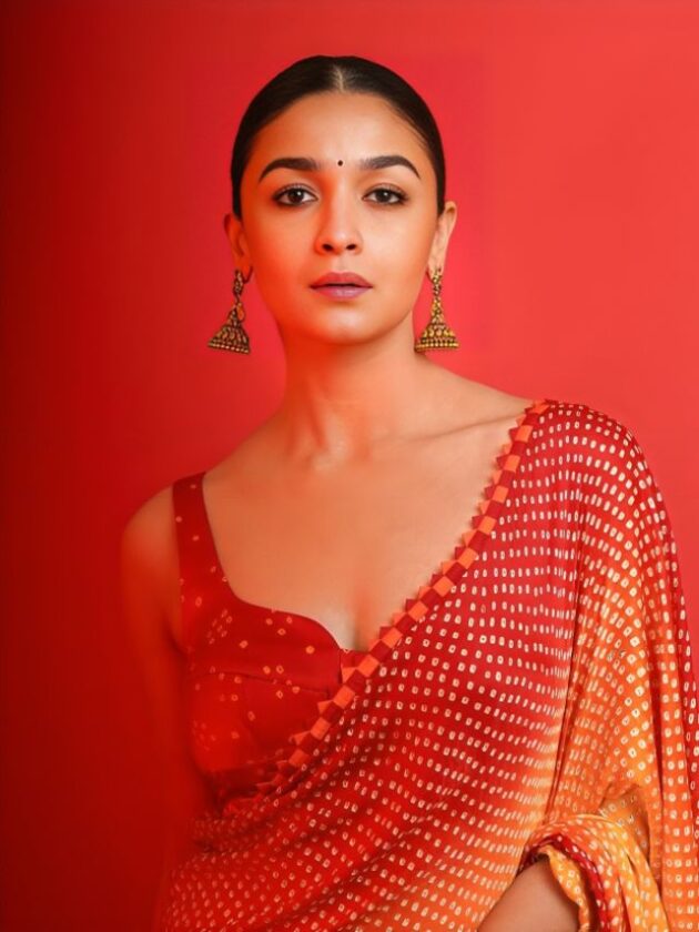 Alia Bhatt Bandhani Saree