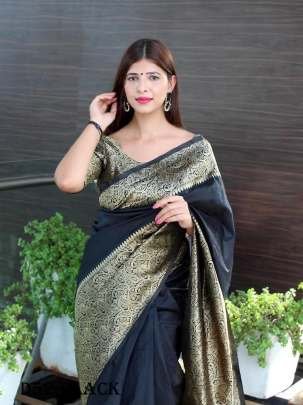 Comfortable Banarasi Silk Black Saree for Weddings