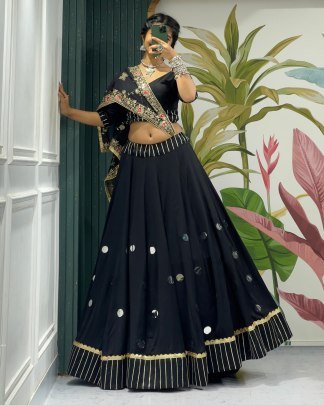 Designer Black Choli For Navratri With Vintage Dupatta 