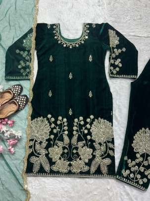 Designer Wear Heavy Viscose Velvet Suit