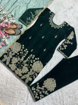 Designer Wear Heavy Viscose Velvet Suit