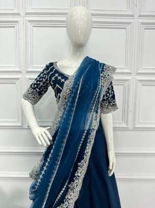 divyanka tripathi Wear Fantastic Navy Blue Color Embroidery Work Lehenga Saree
