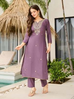 Dusty Purple Embroidered Kurti with Floral Dupatta