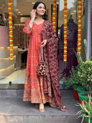 Elegant Peach Anarkali Set With Maroon Dupatta