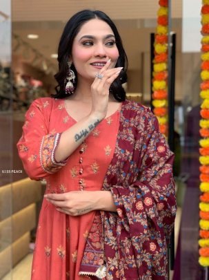 Elegant Peach Anarkali Set With Maroon Dupatta