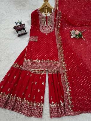 Fashionable Georgette Red Suit
