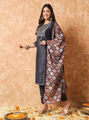 Grey Sequence Embroidered Chinon Kurti Pant Set with Dupatta