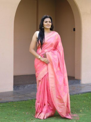 Jacquard Heavy Work Saree with Beautiful Zahlar