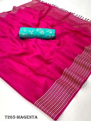 Latest Magenta Pure Viscose Hand loom Weaving Saree