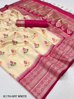 Off White Exclusive Handloom Weaving Silk Saree With Contrast Pallu