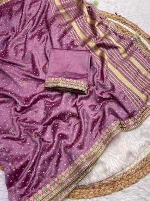 Onion Attractive Designer Vichitra Saree With Multi Work