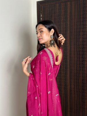 Pink Elegance Saree With Un Stitch Blouse