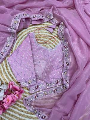 Premium And Classical Soft Crunchy Saree