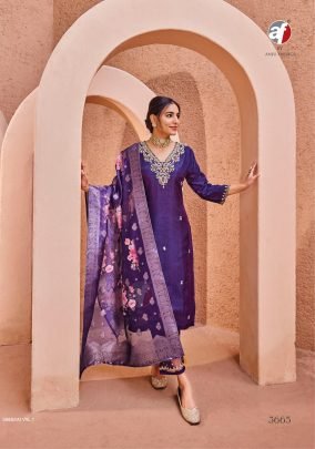 Shehnai Vol 7 By Anju Fabric Present Dola Silk Kurti Pant Dupatta Set