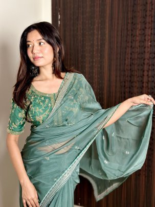 Soft Sea Green Saree With Blouse