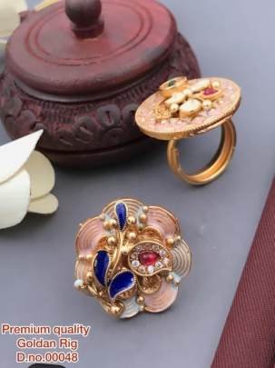 Stunning Flower Pattern Antique Copper Finger Ring for Women