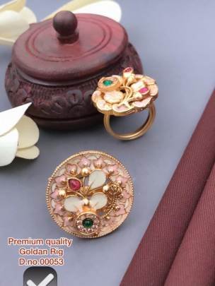 Stunning Flower Pattern Antique Copper Finger Ring for Women