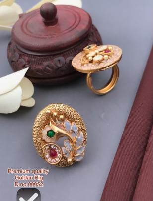 Stunning Flower Pattern Antique Copper Finger Ring for Women