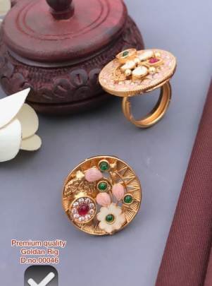 Stunning Flower Pattern Antique Copper Finger Ring for Women