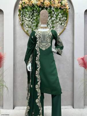 Stylish Green Kurti Pant Set With Dupatta