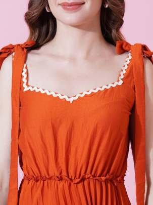 Sweetheart Neckline Orange Colour One Piece Dress