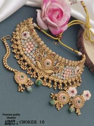 Traditional Gold Plated Maharani Haar Necklace with Earrings   