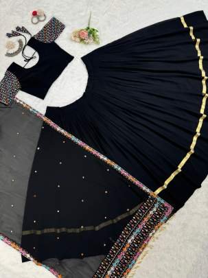 Traditional Gujarati Black Chaniya Choli