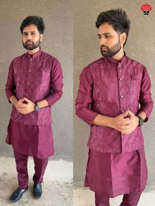 Wine Stylish Banglori Silk Men Kurta Pant With Koti