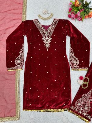 Winter special  thread with Sequnce with rivet Moti and Lace broder  Velvet suit